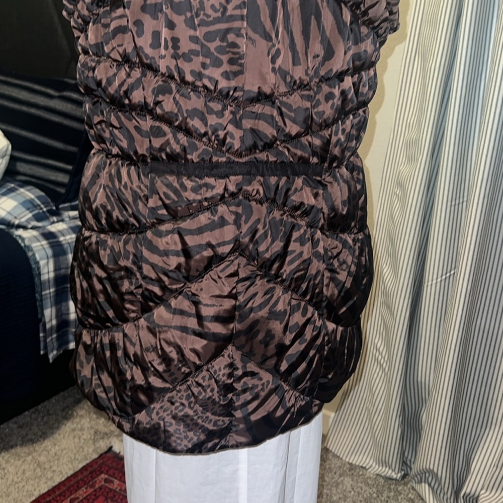 Puffer vest - Picture 4 of 10